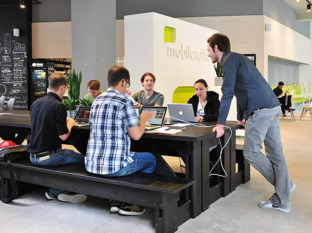 Meeting and service area inside an elegant coworking space